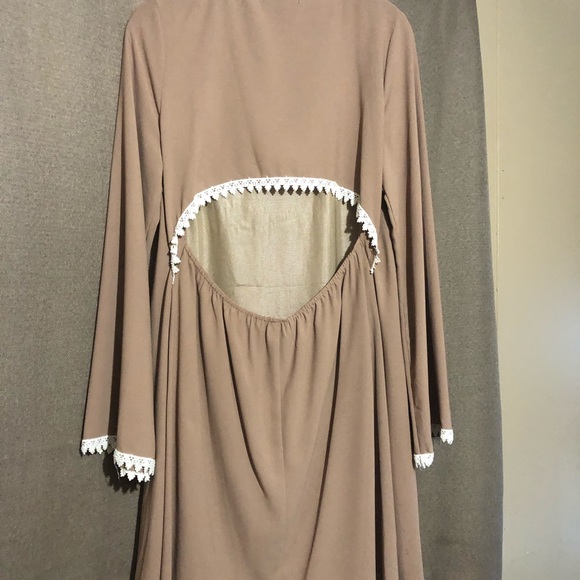 Dress - Picture 2 of 3